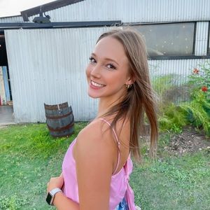 Meet your Posher, Sophie